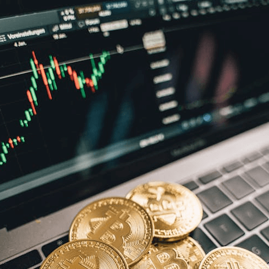 Xentora Core 390 team di esperti di investimenti in criptovalute